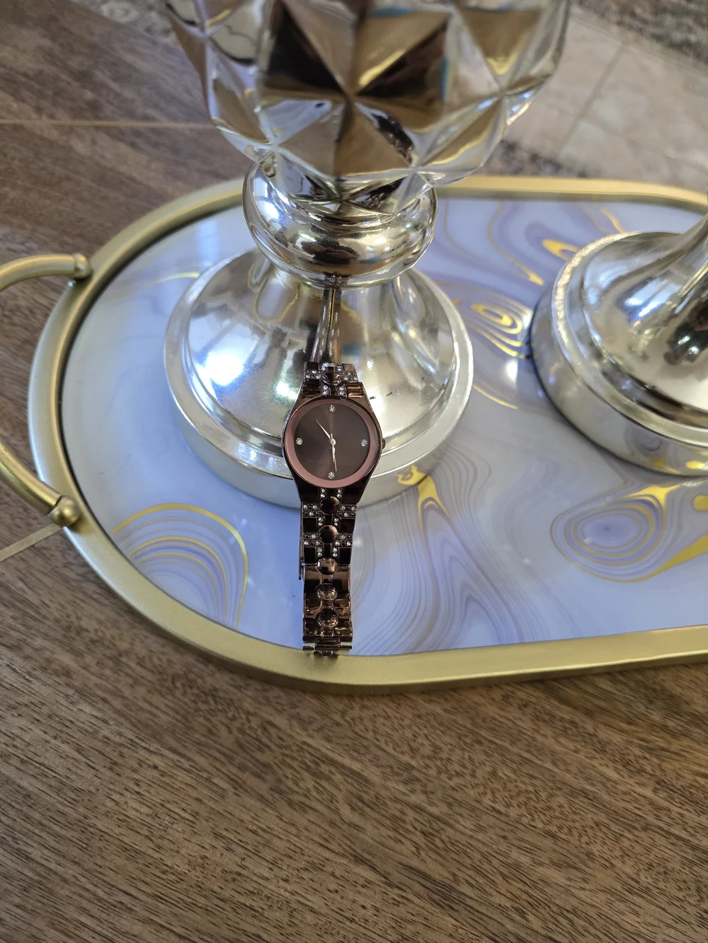 Allude sophisticated rose